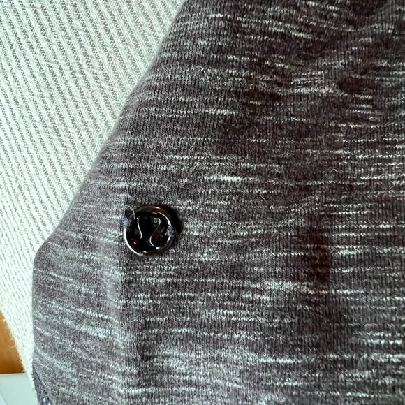 Lululemon Classic Fit Crew - Picture 3 of 4